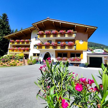 Zeitlos Apartments Gerlos Δωμάτιο φωτογραφία